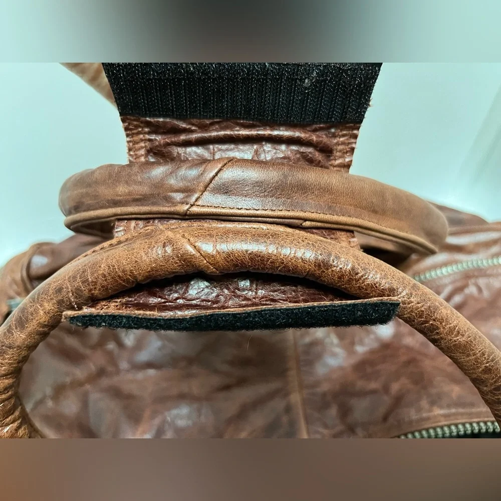 Handcrafted Leather With Zippered Compartments Traveling Duffel Bag Size XL
